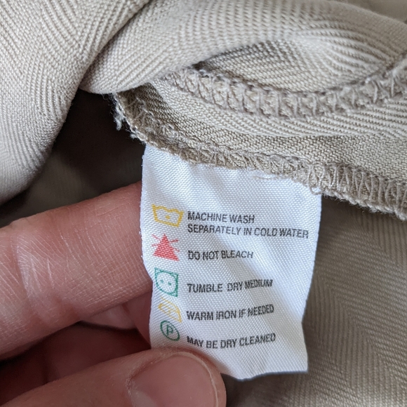 Neutral Minimalist Silk Tan Top Axis LA Women's Size Medium - Picture 5 of 7